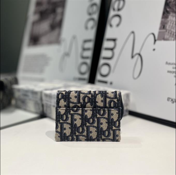 2025228Y 170P182139624